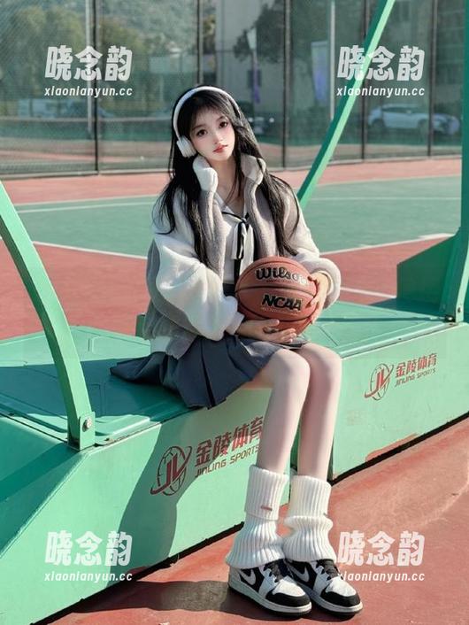 最新写真分享：Candy Ball玛娜如何用镜头捕捉瞬间的美丽.txt